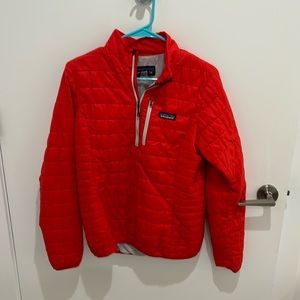 Patagonia Red Nano Puff Insulated Down Pullover in Women’s M